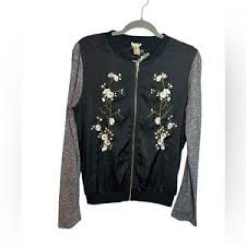 The Buckle Gimmick Embroidered Floral Black Bomber Jacket Gray Sleeves Large L